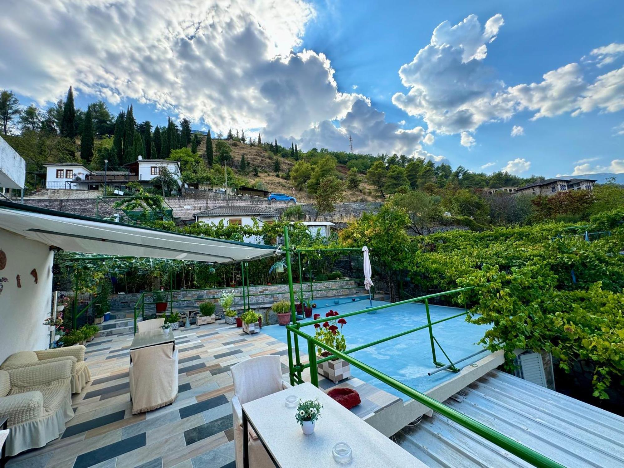 Panoramic View Guest House Gjirokaster Exterior photo